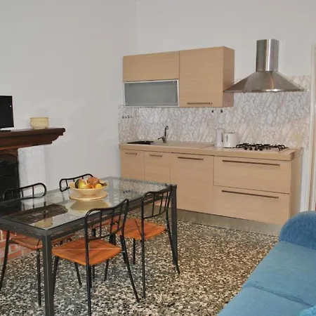 The Family - With Balcony And View Apartmán